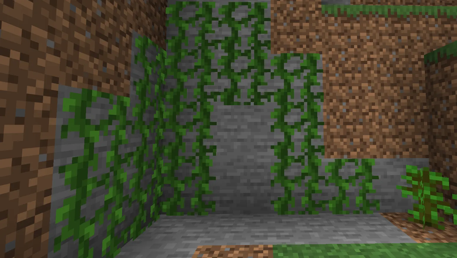 Overgrown Jungle Temple hidden inside a Minecraft Jungle biome
