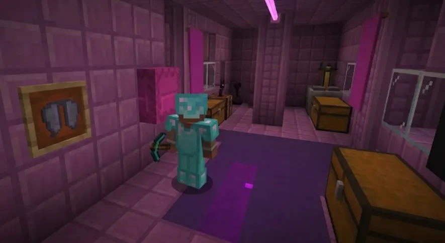  Elytra in an item frame inside a Minecraft End Ship